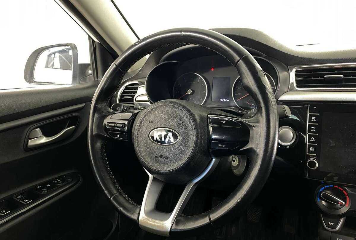 Купить Kia Rio X-Line, 2019, 116 000 км, фото №9