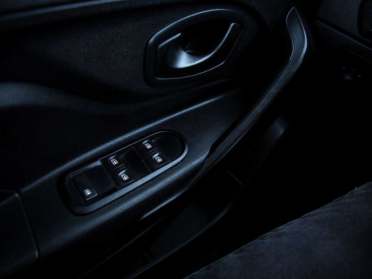 Купить Lada (ВАЗ) XRAY, 2017, 92 319 км, фото №13