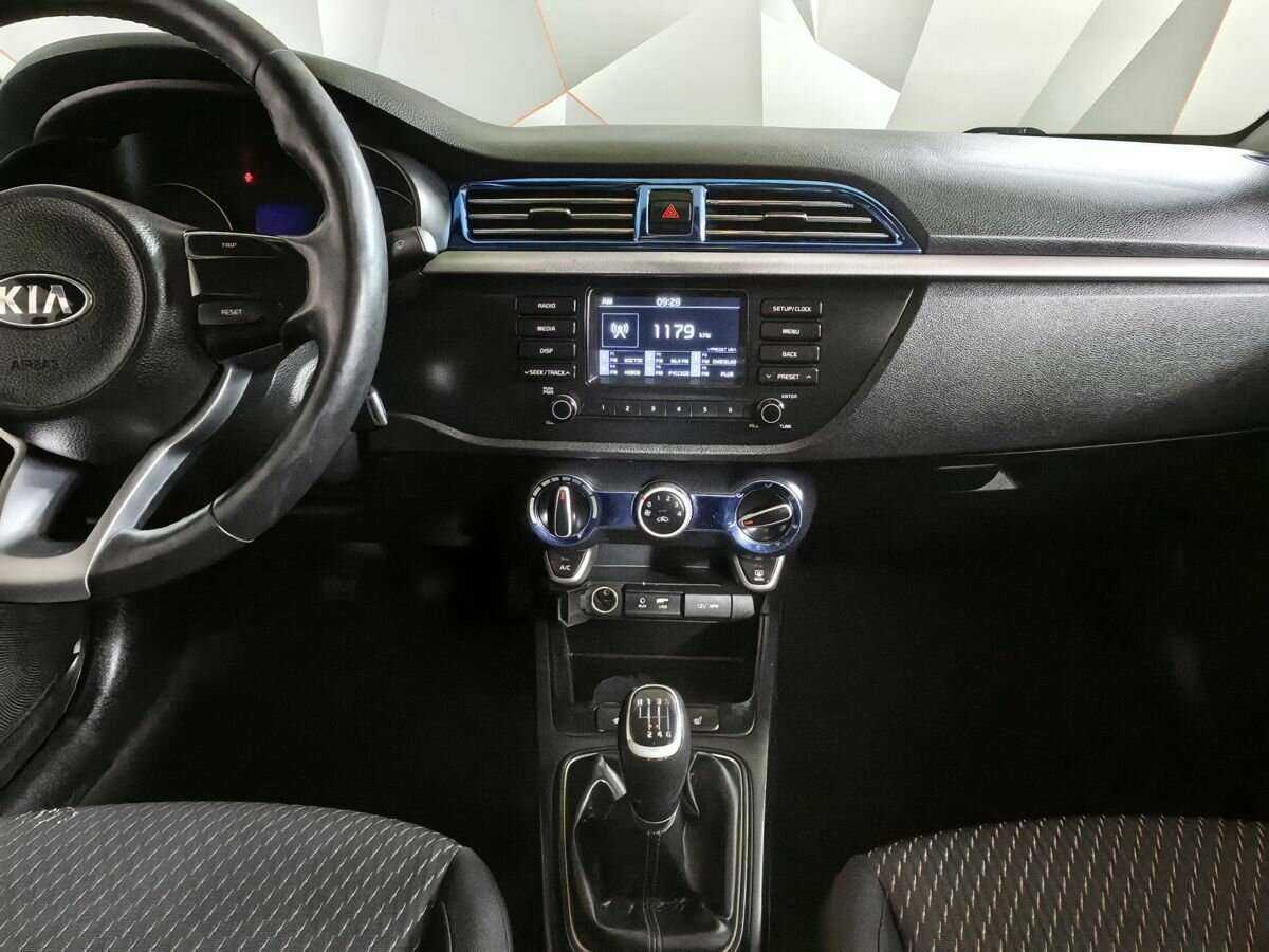 Купить Kia Rio, 2017, 239 531 км, фото №11