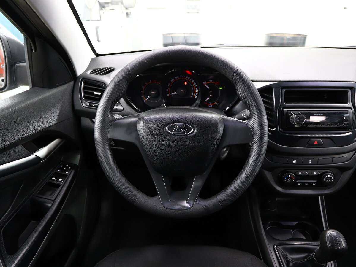 Купить Lada (ВАЗ) Vesta, 2018, 89 000 км, фото №11