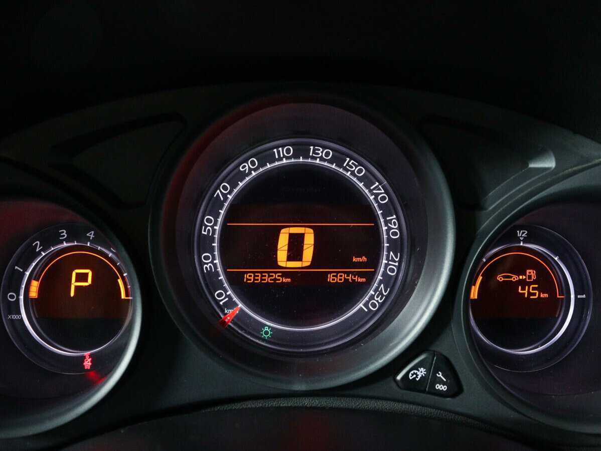 Купить Citroen C4, 2012, 193 325 км, фото №9