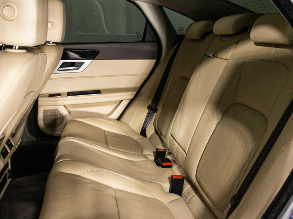 Купить Jaguar XF, 2017, 90 999 км, фото №8