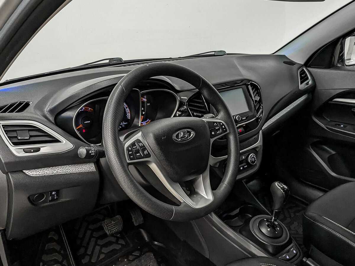 Купить Lada (ВАЗ) Vesta SW Cross, 2018, 127 132 км, фото №15