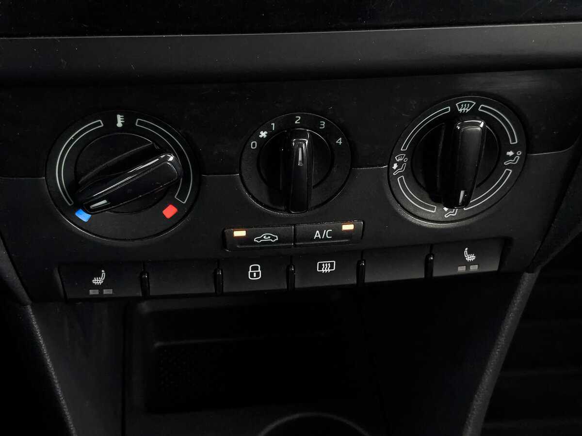 Купить Skoda Rapid, 2017, 195 557 км, фото №20