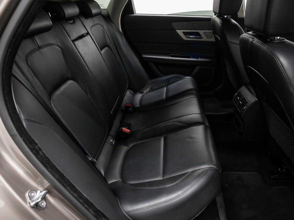 Купить Jaguar XF, 2016, 142 000 км, фото №10