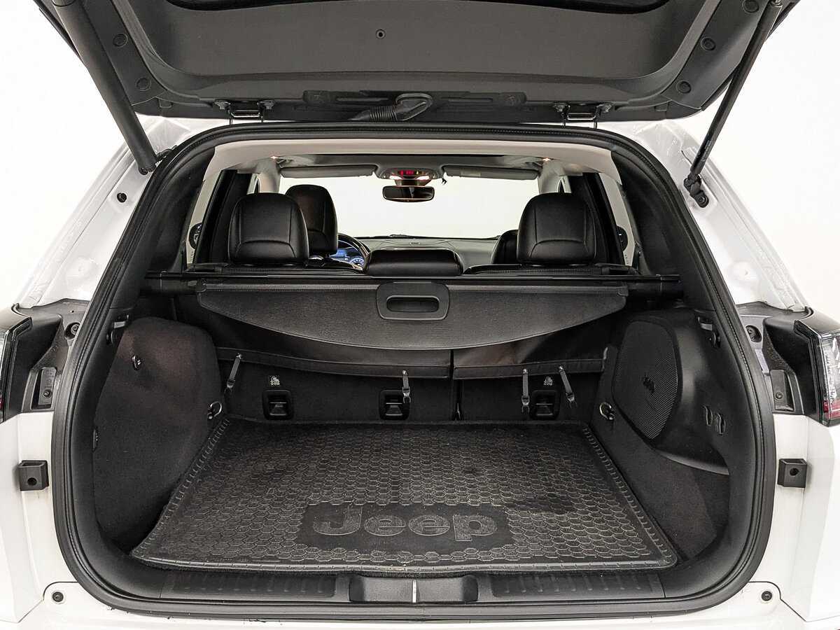 Купить Jeep Cherokee, 2019, 54 809 км, фото №10