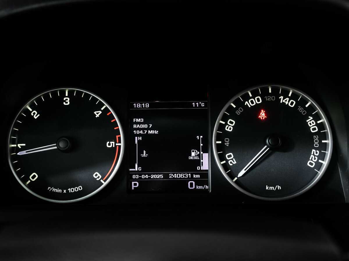 Купить Land Rover Discovery, 2015, 240 630 км, фото №10