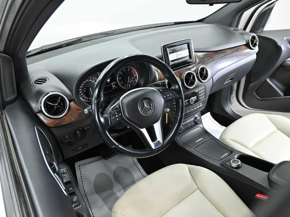 Купить Mercedes-Benz B-Класс 180, 2013, 157 000 км, фото №7