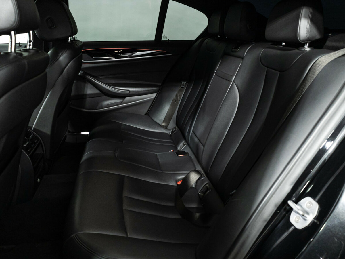 Купить BMW 5 серии 520i VII (G30/G31/G38), 2017, 323 000 км, фото №10